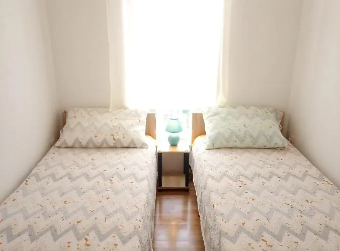 Apartman With Wifi - 7858 Opatija