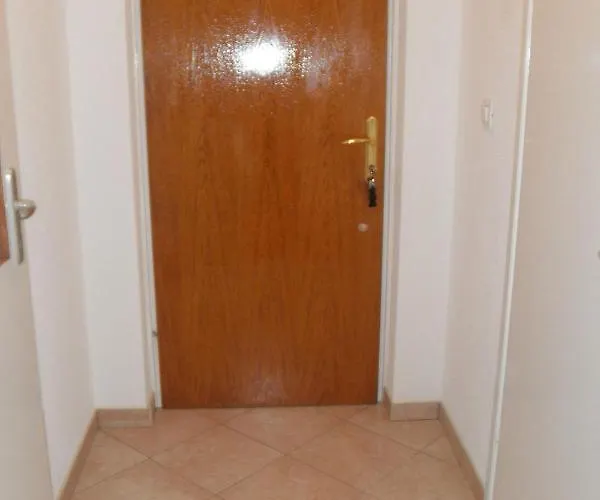 Apartmán With Wifi - 7858 Opatija